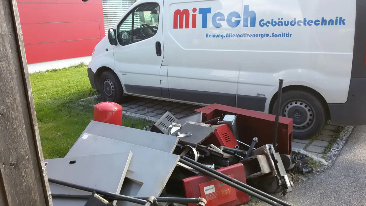 Firmenbus von MiTech Gebäudetechnik